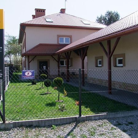 Warnenczyka 85A Bezplatny Parking, Faktura, Prywatna Lazienka, Klimatyzacja Rzeszow Exterior photo