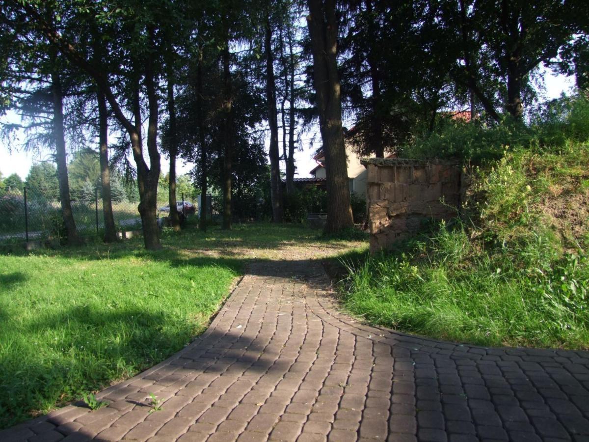 Warnenczyka 85A Bezplatny Parking, Faktura, Prywatna Lazienka, Klimatyzacja Rzeszow Room photo